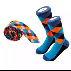 Multicolored sock and tie set